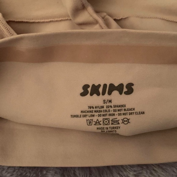SKIMS Other - Skims Shapewear Thong